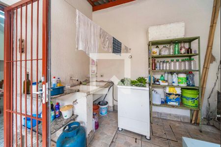 Casa à venda com 178m², 3 quartos e 1 vagaÁrea de Serviço