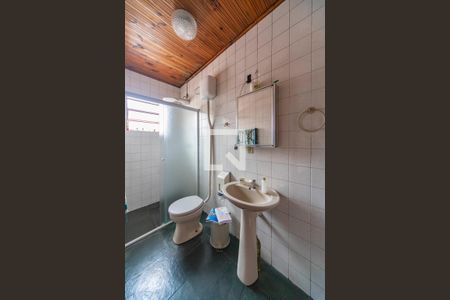 Casa à venda com 178m², 3 quartos e 1 vagaBanheiro do Quarto 1