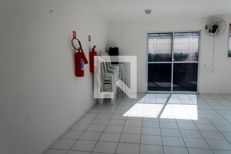 Apartamento para alugar com 41m², 2 quartos e 1 vagaÁrea comum - Salão de festas