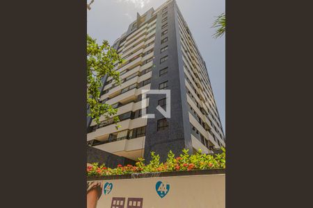 Apartamento para alugar com 123m², 2 quartos e 1 vagaFachada do Condominio