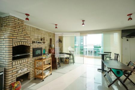 Casa à venda com 190m², 3 quartos e 4 vagas Casa à venda com 190m², 3 quartos e 4 vagasTerraço