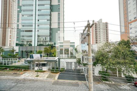 Casa à venda com 190m², 3 quartos e 4 vagas Casa à venda com 190m², 3 quartos e 4 vagasVista do quarto 02