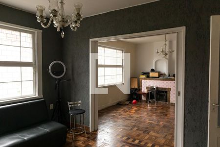 Sala 3 de casa para alugar com 4 quartos, 336m² em Petrópolis, Porto Alegre