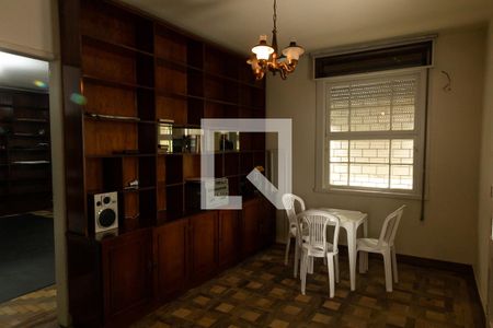Sala 1 de casa para alugar com 4 quartos, 336m² em Petrópolis, Porto Alegre