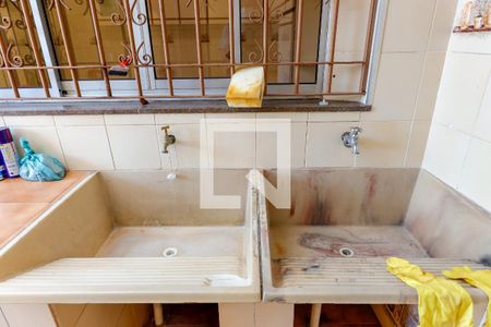 Área de Serviço de casa para alugar com 2 quartos, 80m² em Vila Gustavo, São Paulo