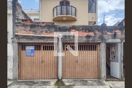 Fachada de casa para alugar com 2 quartos, 80m² em Vila Gustavo, São Paulo
