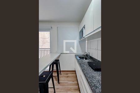 Cozinha de apartamento para alugar com 1 quarto, 28m² em Brás, São Paulo