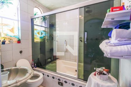 Casa para alugar com 290m², 3 quartos e 1 vaga Casa para alugar com 290m², 3 quartos e 1 vagaBanheiro da Suíte