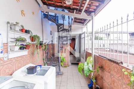 Casa para alugar com 290m², 3 quartos e 1 vaga Casa para alugar com 290m², 3 quartos e 1 vagaÁrea de Serviço