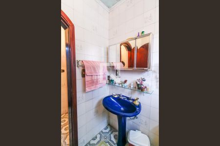 Casa para alugar com 290m², 3 quartos e 1 vaga Casa para alugar com 290m², 3 quartos e 1 vagaBanheiro 2