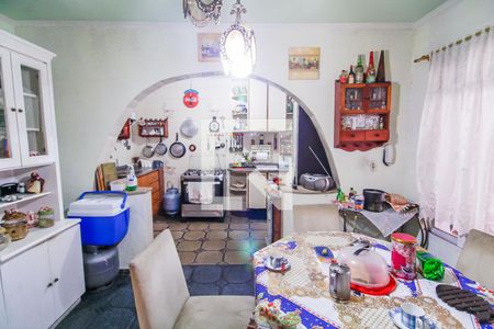 Casa para alugar com 290m², 3 quartos e 1 vaga Casa para alugar com 290m², 3 quartos e 1 vagaCozinha