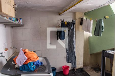 Casa à venda com 163m², 4 quartos e 2 vagas Casa à venda com 163m², 4 quartos e 2 vagasLavanderia