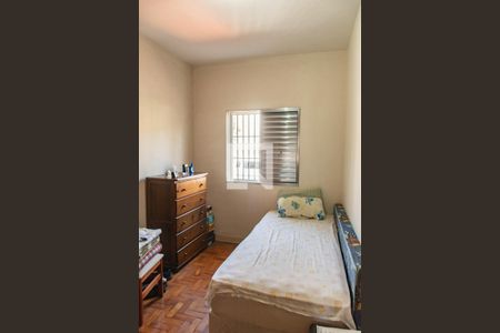 Casa à venda com 163m², 4 quartos e 2 vagas Casa à venda com 163m², 4 quartos e 2 vagasQuarto 1