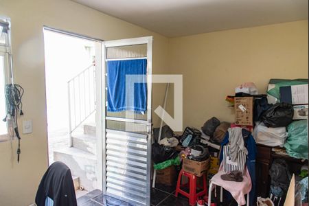 Casa à venda com 163m², 4 quartos e 2 vagas Casa à venda com 163m², 4 quartos e 2 vagasOficina