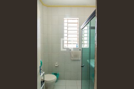 Casa à venda com 163m², 4 quartos e 2 vagas Casa à venda com 163m², 4 quartos e 2 vagasBanheiro