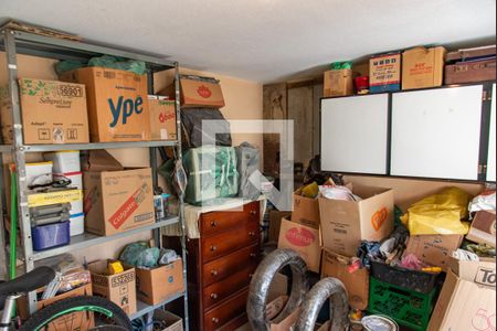 Casa à venda com 163m², 4 quartos e 2 vagas Casa à venda com 163m², 4 quartos e 2 vagasQuarto de serviço