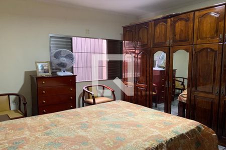 Casa à venda com 322m², 4 quartos e 1 vagaSuíte