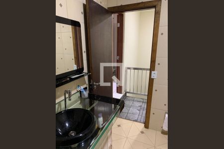 Casa à venda com 322m², 4 quartos e 1 vagaBanheiro