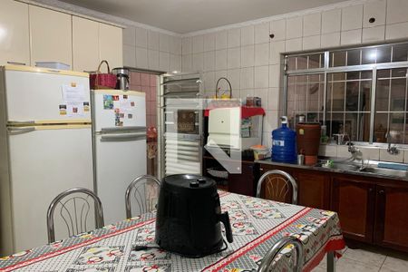 Casa à venda com 322m², 4 quartos e 1 vagaCozinha