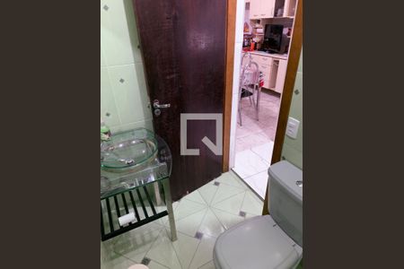 Casa à venda com 322m², 4 quartos e 1 vagaBanheiro de Serviço