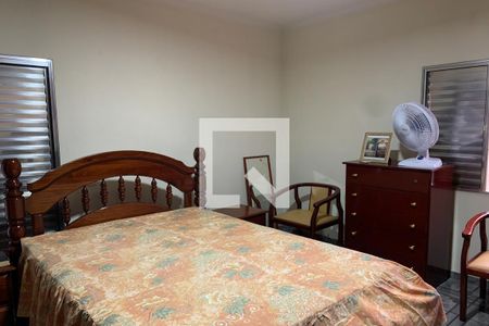 Casa à venda com 322m², 4 quartos e 1 vagaSuíte