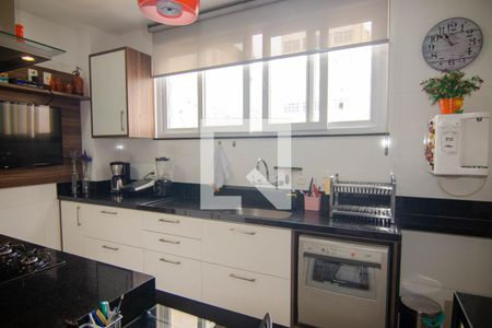 Apartamento à venda com 180m², 3 quartos e 1 vagaCozinha