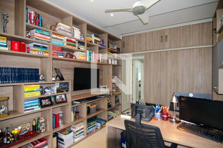 Apartamento à venda com 180m², 3 quartos e 1 vagaQuarto 1