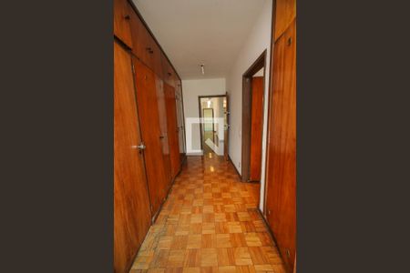 Apartamento para alugar com 439m², 4 quartos e 1 vaga Apartamento para alugar com 439m², 4 quartos e 1 vagaCorredor/closet