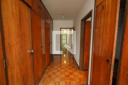Corredor/closet de apartamento para alugar com 4 quartos, 439m² em Consolação, São Paulo