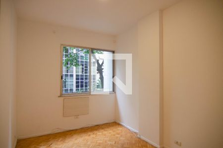 Apartamento à venda com 110m², 3 quartos e 1 vagaQuarto 2