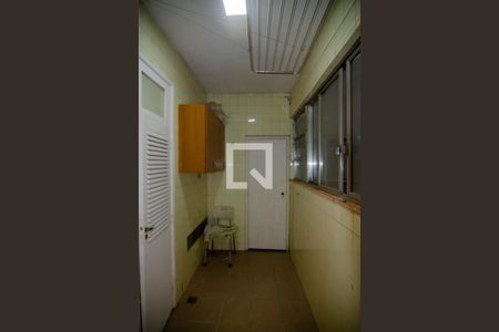 Apartamento à venda com 110m², 3 quartos e 1 vagaÁrea de Serviço