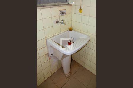 Apartamento à venda com 110m², 3 quartos e 1 vagaÁrea de Serviço