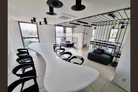 Studio para alugar com 28m², 1 quarto e 1 vaga Studio para alugar com 28m², 1 quarto e 1 vagaCoworking