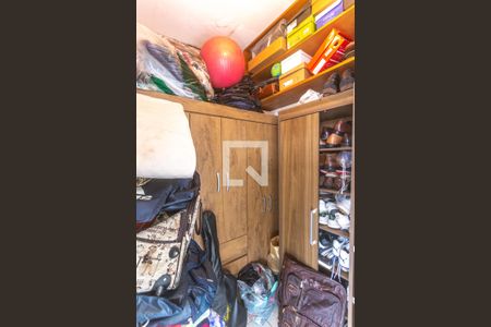 Casa à venda com 125m², 3 quartos e 2 vagas Casa à venda com 125m², 3 quartos e 2 vagasCloset suíte 1