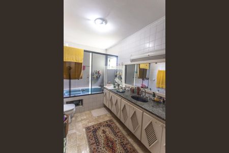 Casa à venda com 125m², 3 quartos e 2 vagas Casa à venda com 125m², 3 quartos e 2 vagasBanheiro suíte 2