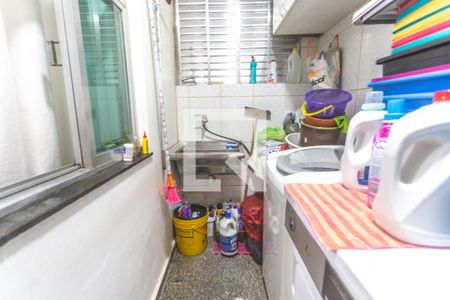 Casa à venda com 125m², 3 quartos e 2 vagas Casa à venda com 125m², 3 quartos e 2 vagasÁrea de serviço