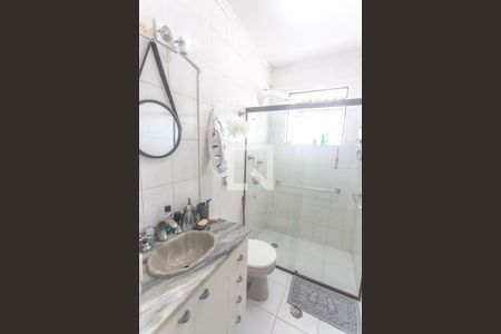 Casa à venda com 125m², 3 quartos e 2 vagas Casa à venda com 125m², 3 quartos e 2 vagasBanheiro suíte 1