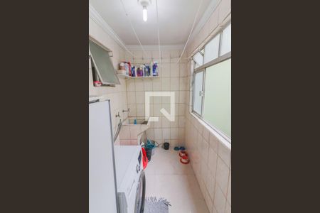 Apartamento à venda com 61m², 2 quartos e 1 vaga Apartamento à venda com 61m², 2 quartos e 1 vagaLavanderia