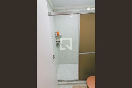 Apartamento à venda com 61m², 2 quartos e 1 vaga Apartamento à venda com 61m², 2 quartos e 1 vagaBanheiro