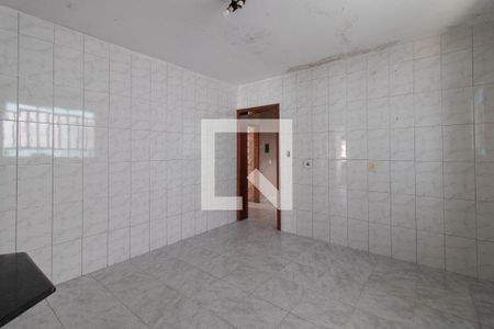 Casa à venda com 240m², 4 quartos e 2 vagas Casa à venda com 240m², 4 quartos e 2 vagasCozinha