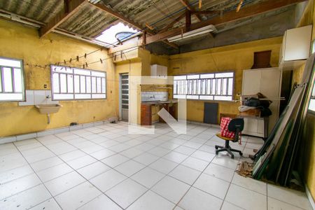 Casa para alugar com 250m², 1 quarto e 5 vagasÁrea de Serviço / Quintal