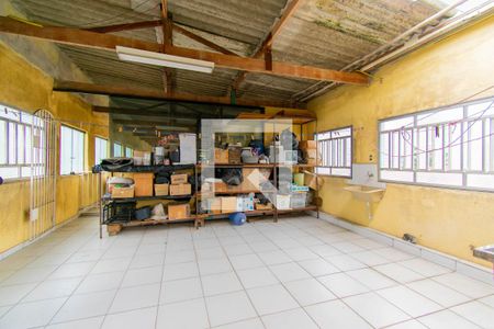 Casa para alugar com 250m², 1 quarto e 5 vagasÁrea de Serviço / Quintal