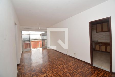 Sala de apartamento para alugar com 3 quartos, 100m² em Penha Circular, Rio de Janeiro