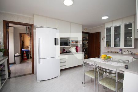 Apartamento à venda com 156m², 3 quartos e 3 vagasCozinha