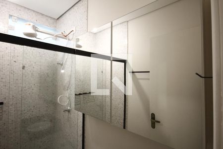 Banheiro  de apartamento para alugar com 1 quarto, 35m² em Bosque da Saúde, São Paulo