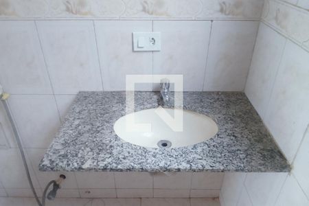 Banheiro Social de casa para alugar com 2 quartos, 140m² em Quintino Bocaiuva, Rio de Janeiro