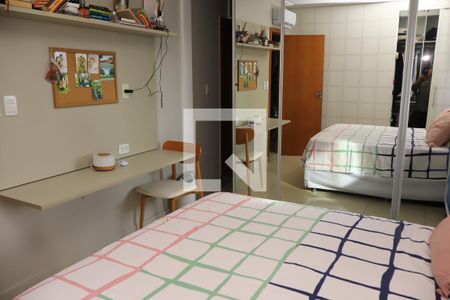 Suíte de apartamento para alugar com 2 quartos, 78m² em Armação, Salvador