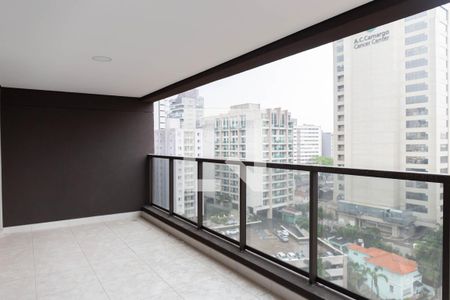 varanda de apartamento à venda com 2 quartos, 120m² em Aclimação, São Paulo