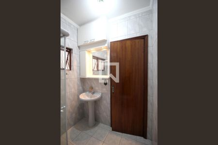 Banheiro de kitnet/studio para alugar com 1 quarto, 25m² em Wanel Ville, Sorocaba