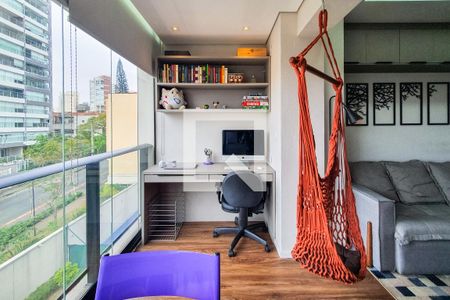 Studio à venda com 42m², 1 quarto e 1 vagaVaranda